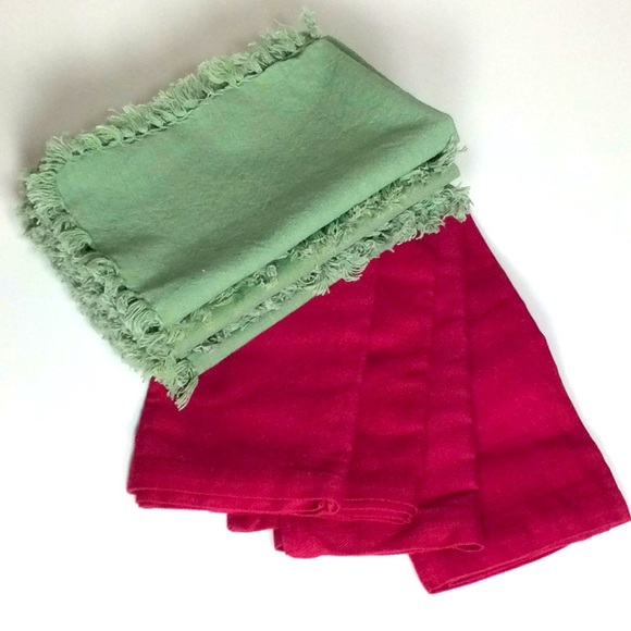 Eight Cloth Napkins - Picture 1 of 6